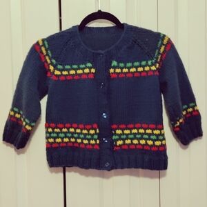 Handmade vintag knitted sweater youth 17.5" (35") chest 16.5" long button front